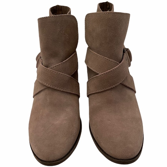AMERICAN EAGLE OUTFITTERS Booties Aeo Leather Ankle Boots Taupe Pull On Size 7.5 - Picture 2 of 9